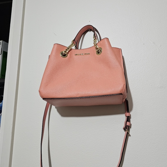 Authentic Michael Kors leather Tote/Crossbody Bag - Picture 8 of 10